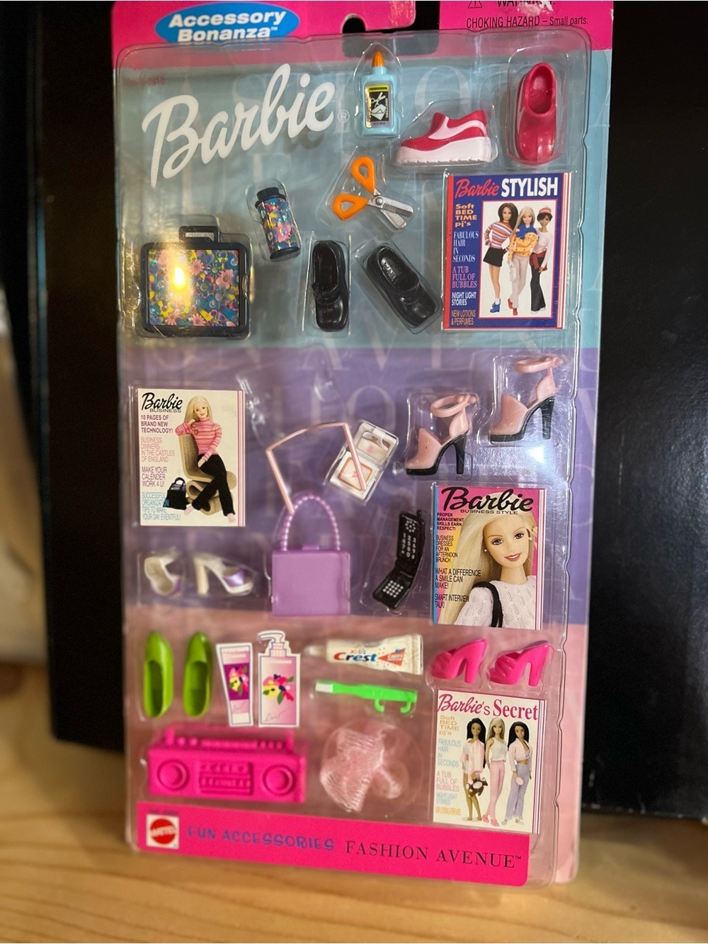 Barbie Accessory Pack - Pink, Purple, Black & Green Fashion Pieces